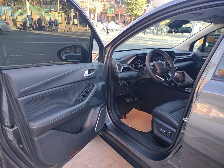 Фото 16 - GAC Trumpchi GS4