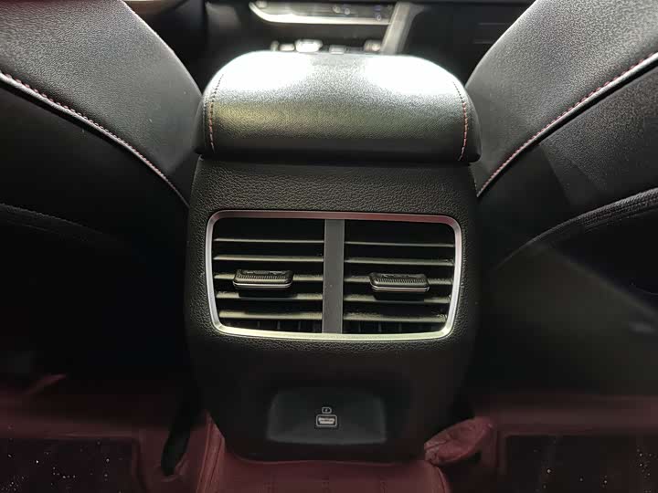 Фото 14 - Hyundai Sonata N Line