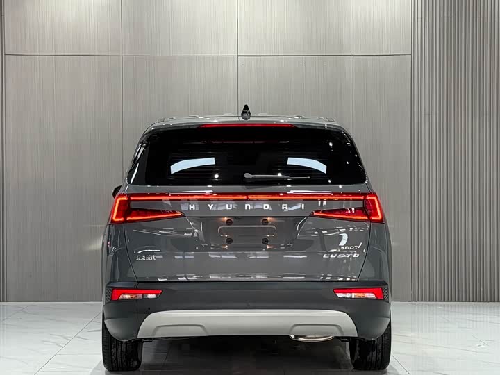 Фото 13 - Hyundai Custo