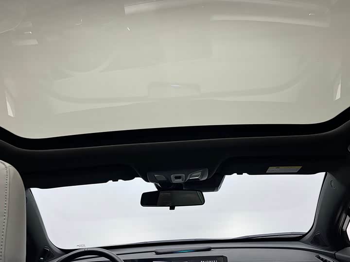 Фото 15 - Changan UNI-T