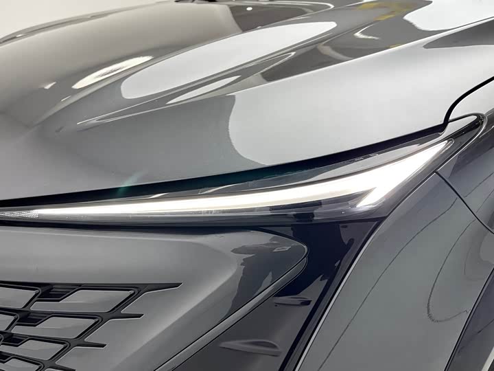 Фото 4 - Changan UNI-T