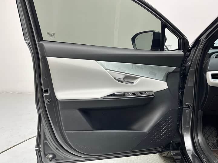 Фото 6 - Changan UNI-T