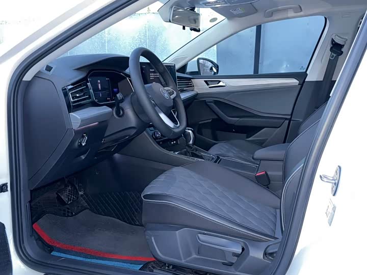 Фото 5 - Volkswagen Sagitar L