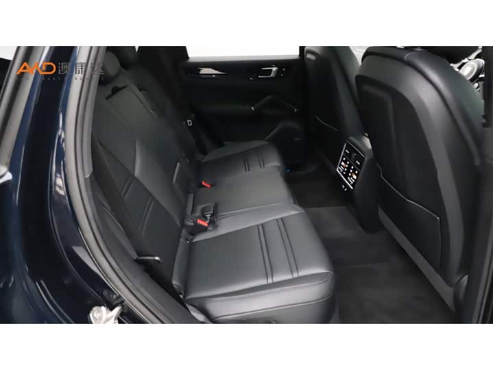 Фото 8 - Porsche Cayenne Hybrid