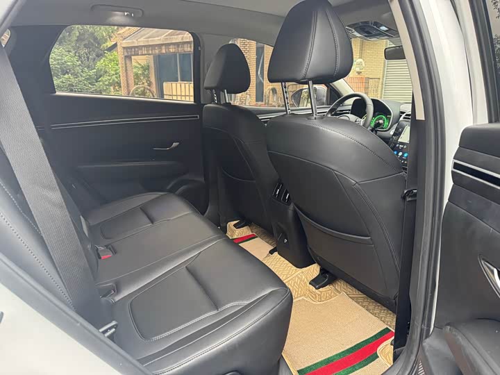 Фото 5 - Hyundai Tucson L