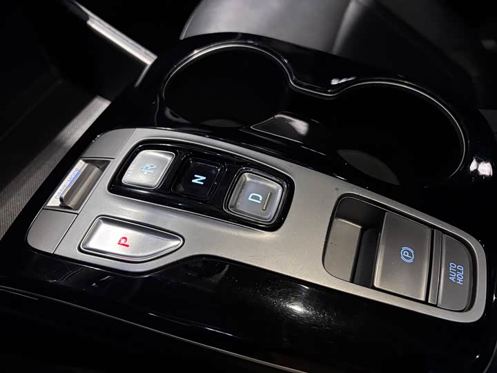 Фото 8 - Hyundai Tucson L