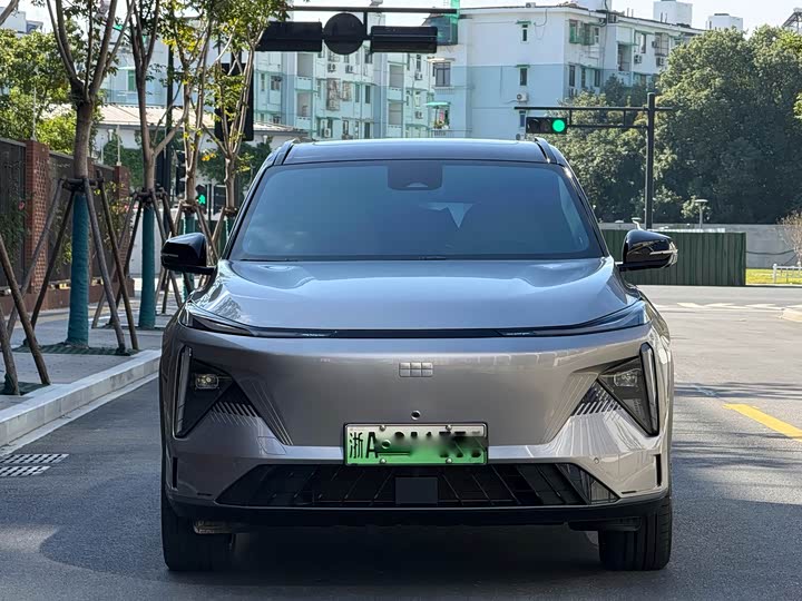 Фото 3 - Geely Galaxy L7