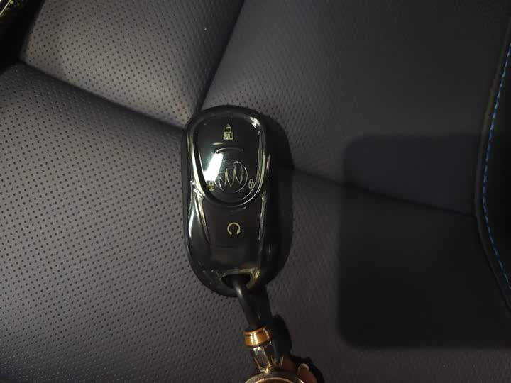 Фото 9 - Buick Velite 6