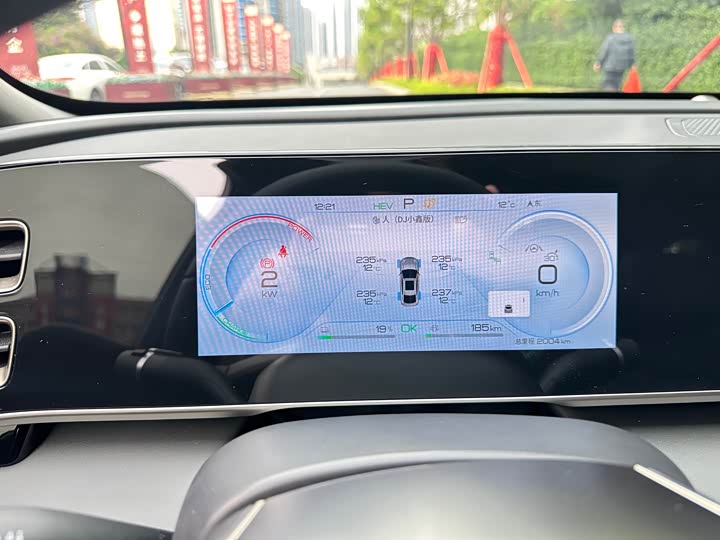 Фото 18 - BYD Qin L