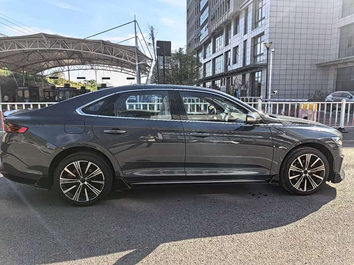 Photo 12 - Geely Preface