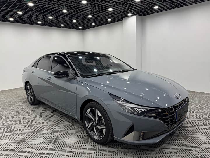 Фото 1 - Hyundai Elantra N line