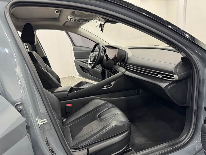 Фото 4 - Hyundai Elantra N line