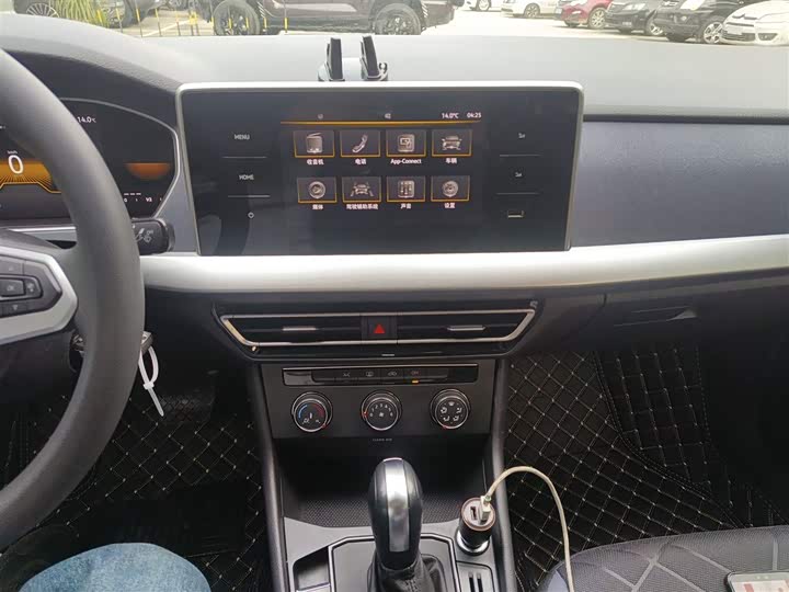 Фото 13 - Volkswagen Lavida