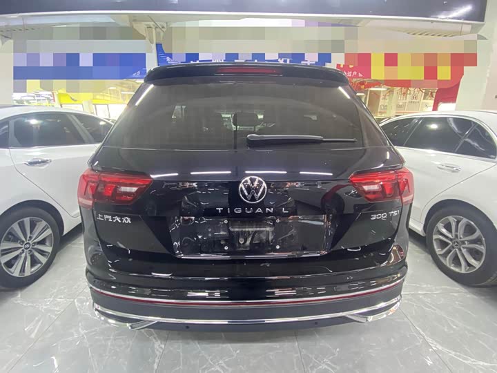 Фото 5 - Volkswagen Tiguan L Pro