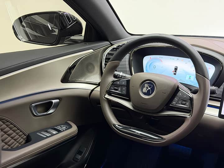 Фото 11 - BYD Han