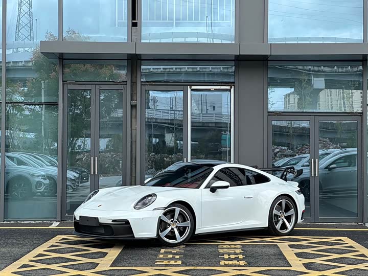 Фото 1 - Porsche 911