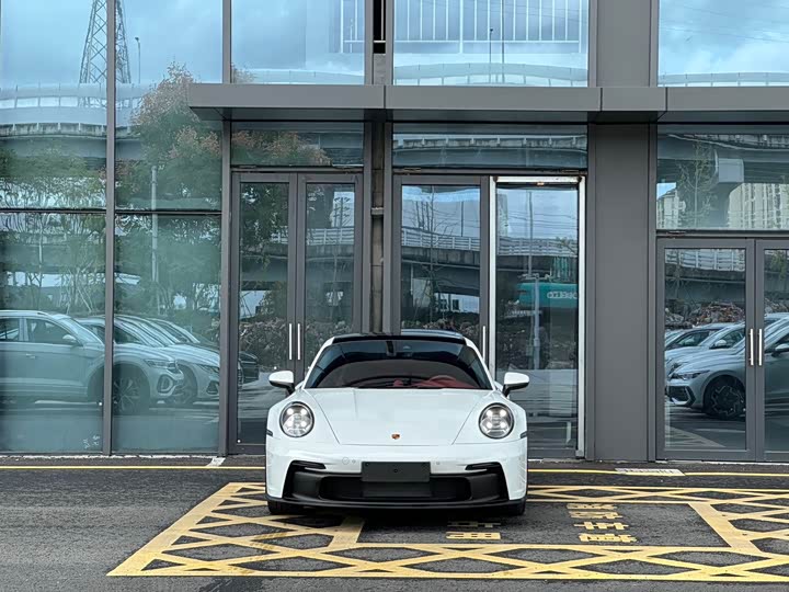 Фото 2 - Porsche 911