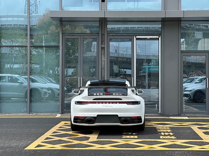 Фото 5 - Porsche 911