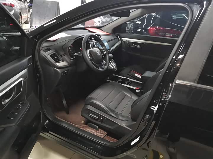 Фото 15 - Honda CR-V