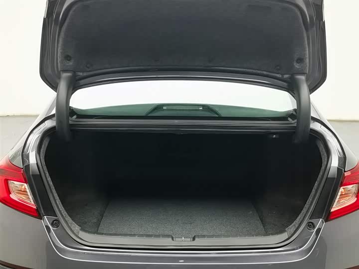 Фото 5 - Honda Accord