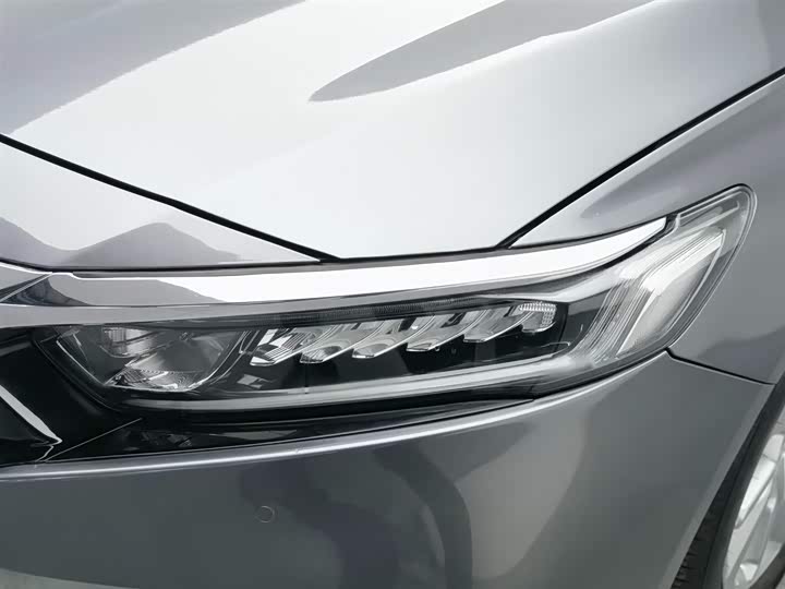 Фото 6 - Honda Accord