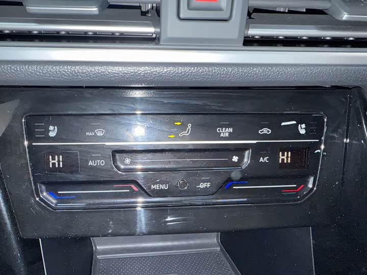 Фото 18 - Volkswagen Tayron X