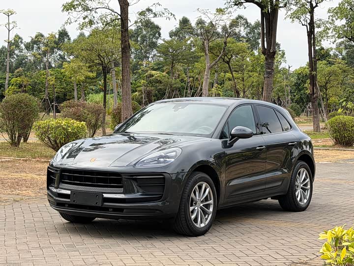 Фото 1 - Porsche Macan