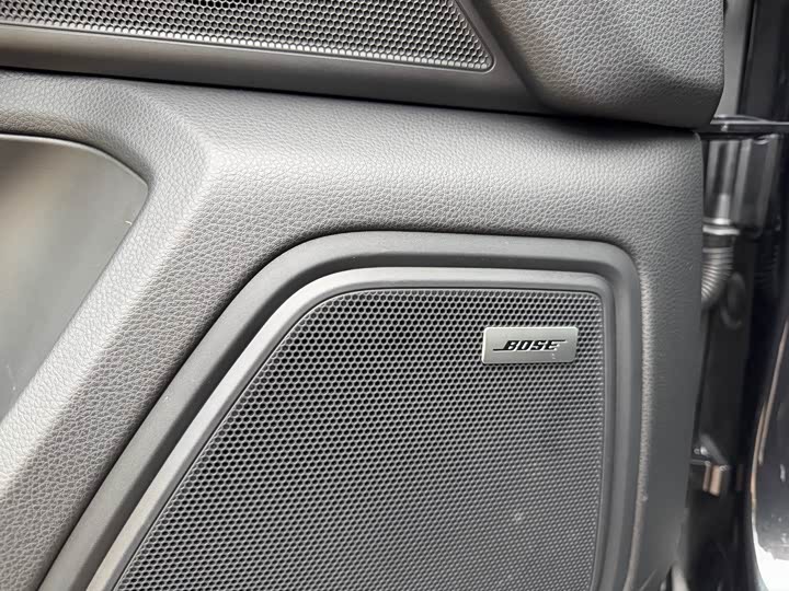 Фото 17 - Porsche Macan