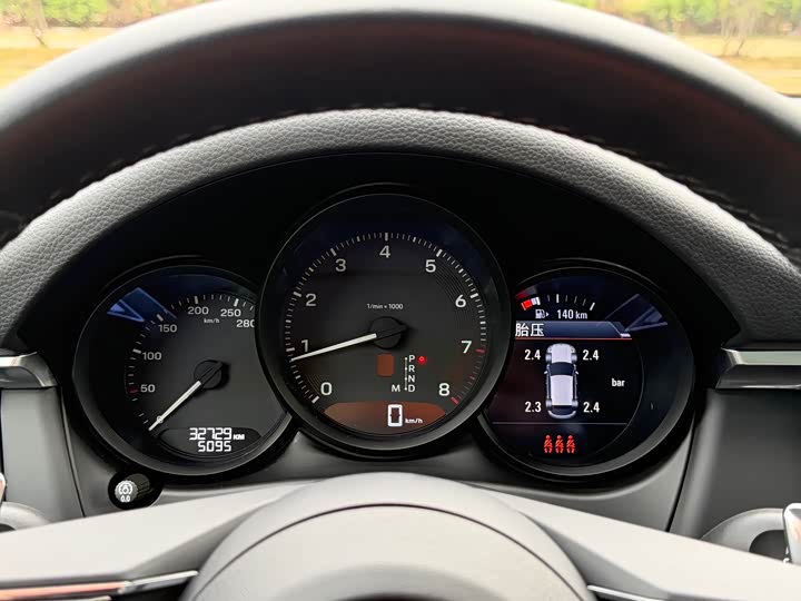 Фото 19 - Porsche Macan