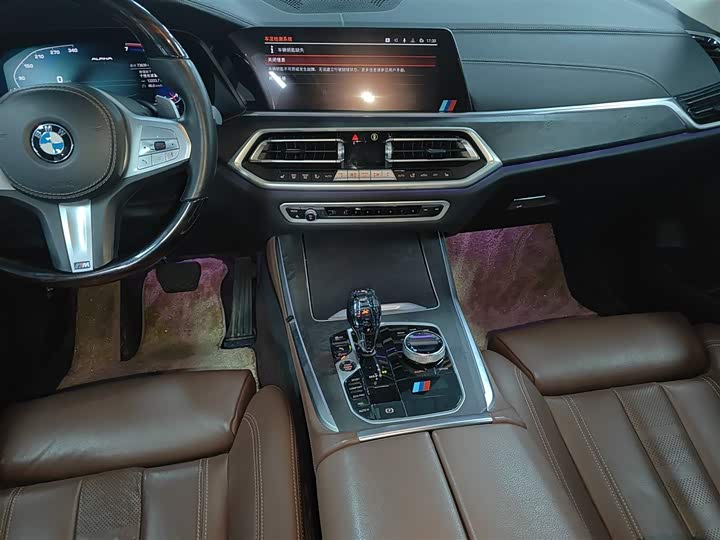 Фото 13 - BMW X5