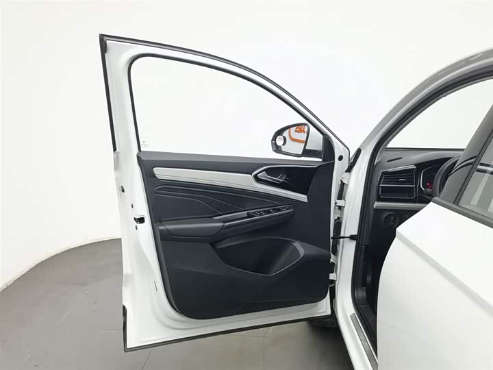 Фото 8 - Jetta VS5