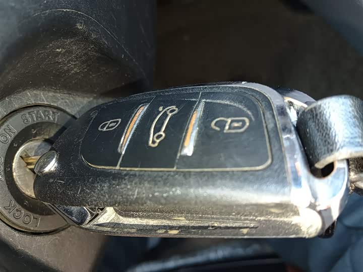 Фото 9 - Maxus V80