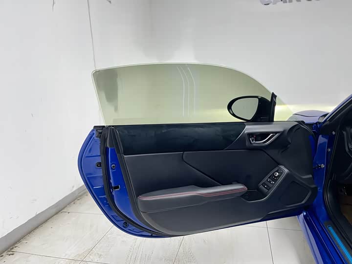 Фото 26 - Subaru BRZ