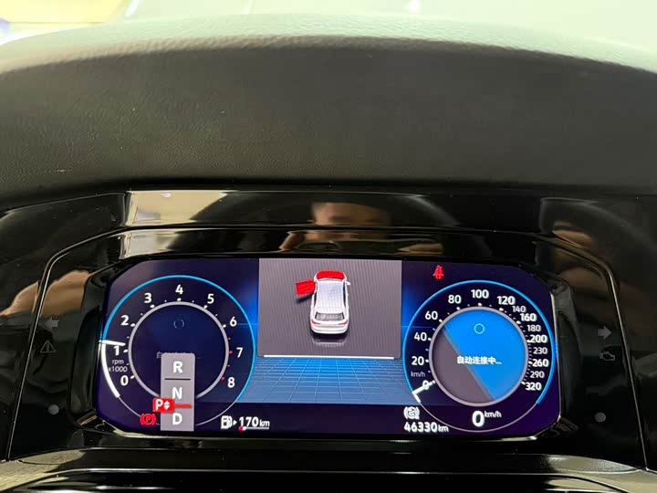 Фото 10 - Volkswagen Golf