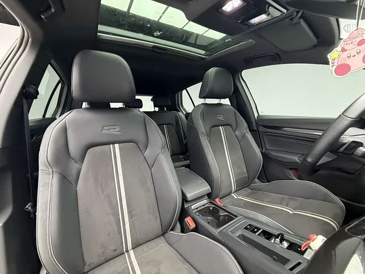 Фото 15 - Volkswagen Golf