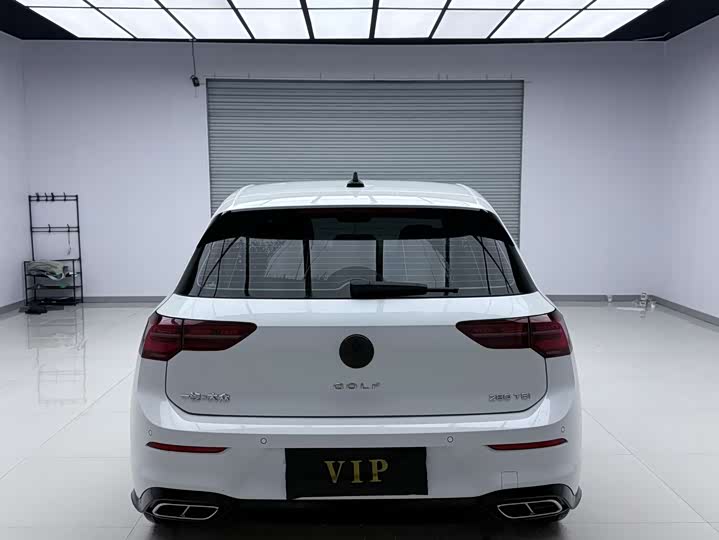 Фото 5 - Volkswagen Golf