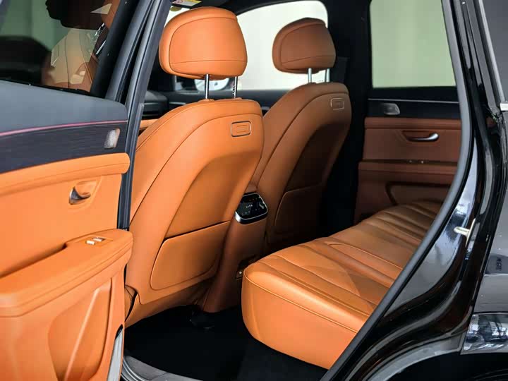 Фото 11 - Aito M7