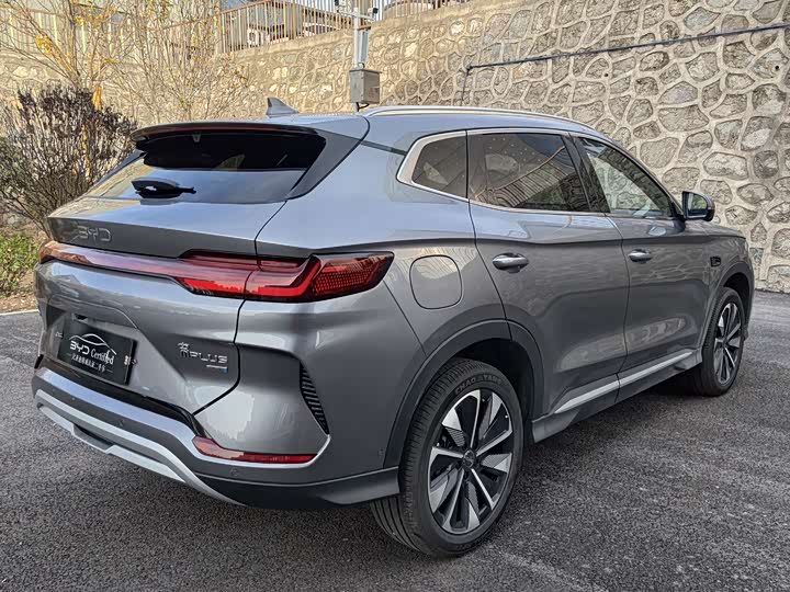 Фото 11 - BYD Song Plus Hybrid/EV