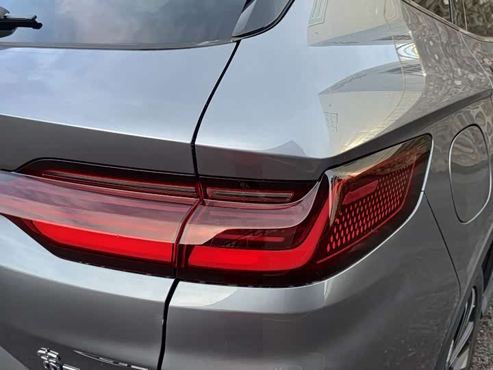 Фото 24 - BYD Song Plus Hybrid/EV