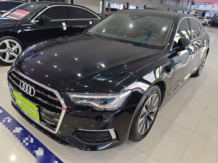 Фото 1 - Audi A6L