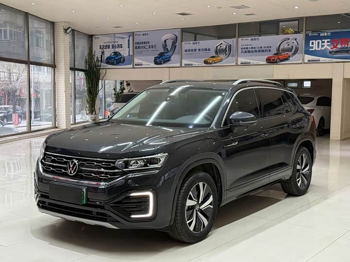 Фото 1 - Volkswagen Tayron GTE Hybrid