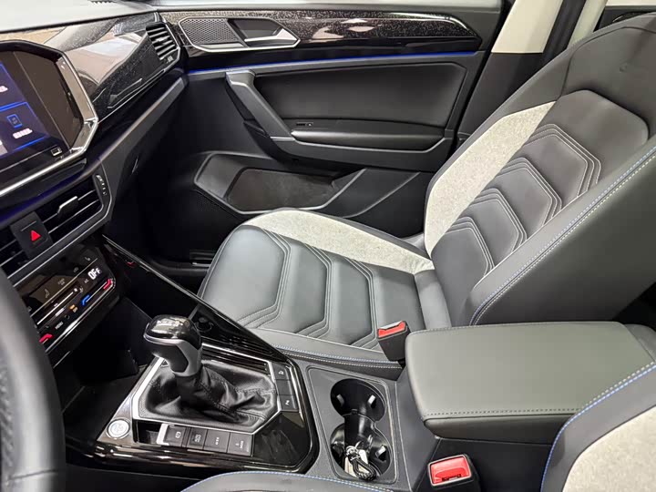 Фото 13 - Volkswagen Tayron GTE Hybrid