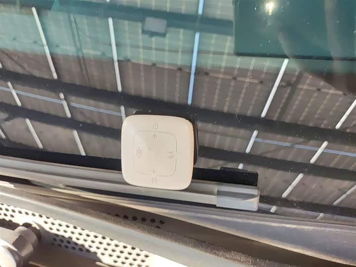 Фото 9 - Zeekr 007