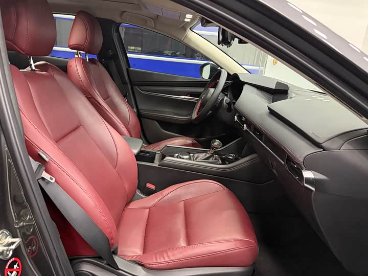 Фото 12 - Mazda 3 (Axela)