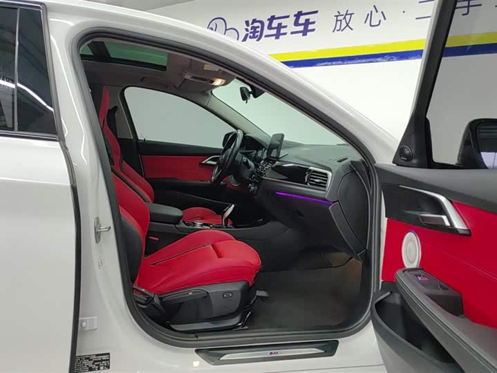 Фото 8 - BMW 1 Series