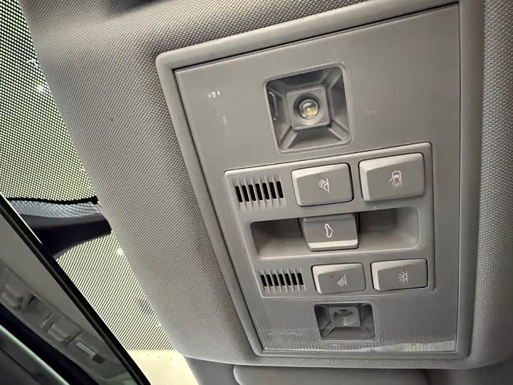 Фото 14 - Volkswagen Lavida