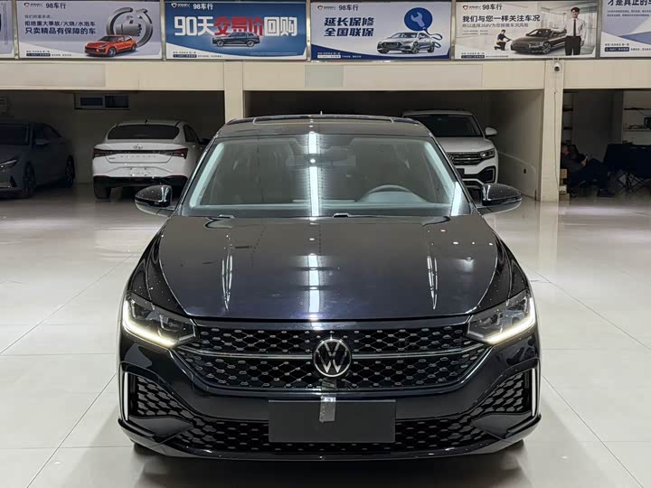 Фото 2 - Volkswagen Lavida