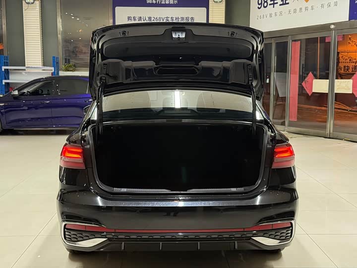 Фото 24 - Volkswagen Lavida