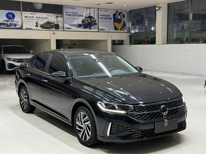 Фото 3 - Volkswagen Lavida