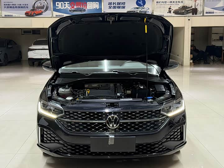 Фото 7 - Volkswagen Lavida